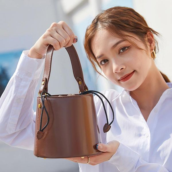 evening bags solid color trending pu leather bucket for women 2021 designer female drawstring shoulder crossbody handbags
evening bags solid color trending pu leather bucket for women 2021 designer female drawstring shoulder crossbody handbags