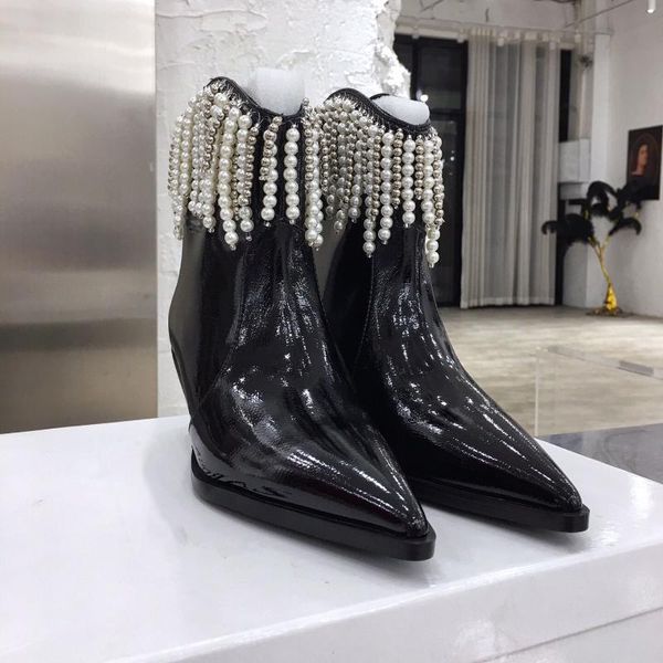boots 2021 est spring shoes woman patent leather ankle pointed toes wedges fringe decora, Black
boots 2021 est spring shoes woman patent leather ankle pointed toes wedges fringe decora, Black