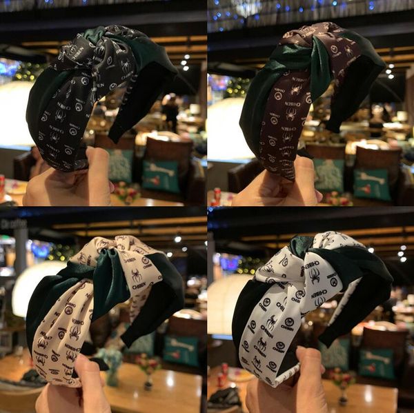 wholesale fashion brand designer letter printing headband womens vintage twisted knotted wide-brimmed wash face scrunchie hairbands hairhoop, Black;brown
wholesale fashion brand designer letter printing headband womens vintage twisted knotted wide-brimmed wash face scrunchie hairbands hairhoop, Black;brown