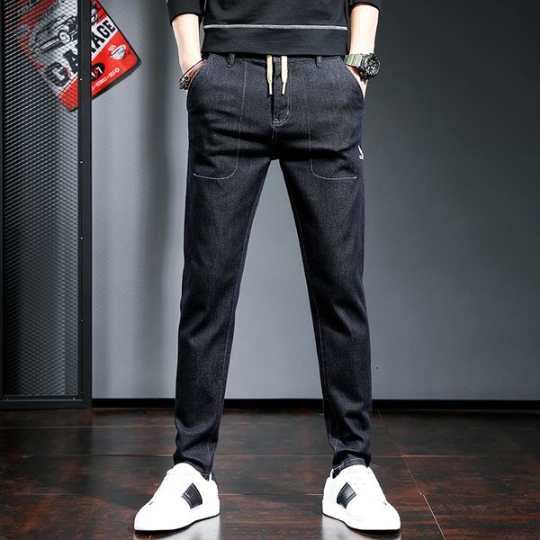 2021 estilo coreano azul escuro jeans homens moda bordado denim casual cordo fino ajuste lpis calas 5jqy, White;black
2021 estilo coreano azul escuro jeans homens moda bordado denim casual cordo fino ajuste lpis calas 5jqy, White;black