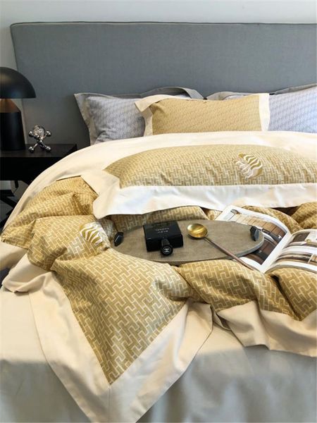 bedding sets fashion trend brushed set long staple cotton duvet cover high-end digital printed sheet pillowcase king 4 pcs
bedding sets fashion trend brushed set long staple cotton duvet cover high-end digital printed sheet pillowcase king 4 pcs