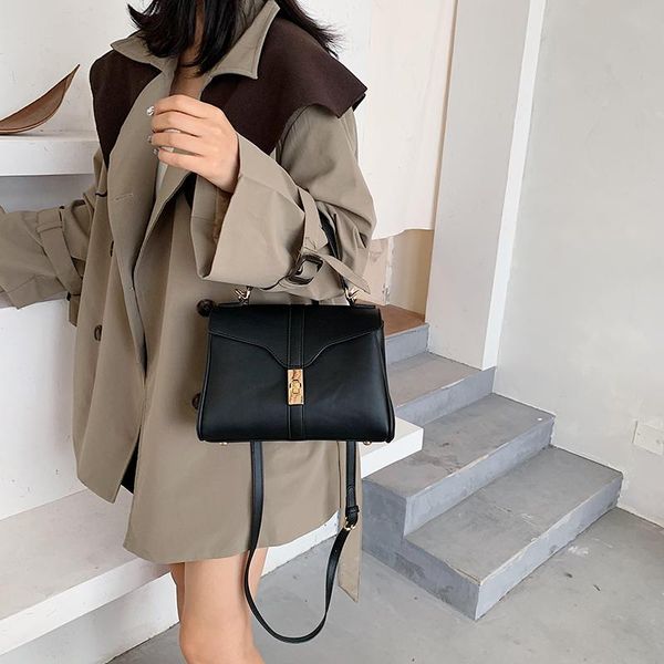 cross body 2021 autumn and winter female bag fashion shoulder solid color retro pu messenger luxury designer handbag
cross body 2021 autumn and winter female bag fashion shoulder solid color retro pu messenger luxury designer handbag