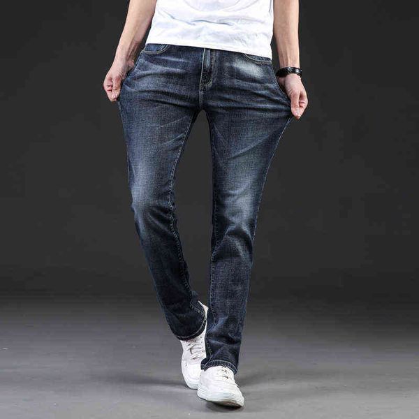 large spring and summer stretch elastic cotton friendly comfortable men's casual jeans long pants, Blue 
large spring and summer stretch elastic cotton friendly comfortable men's casual jeans long pants, Blue