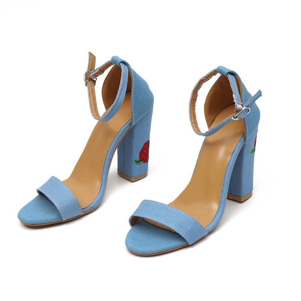 dress shoes fashion 2021 woman sandal embroider ankle high heel women sandals ethnic flower floral party plus size 35-43, Black
dress shoes fashion 2021 woman sandal embroider ankle high heel women sandals ethnic flower floral party plus size 35-43, Black