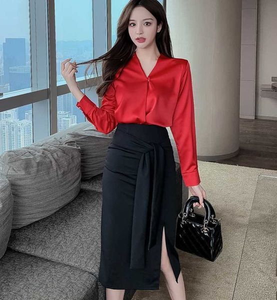 spring fashion 2 piece suits female long-sleeved temperament high-end shirt + high waist slim package hip skirt sets 210531, White
spring fashion 2 piece suits female long-sleeved temperament high-end shirt + high waist slim package hip skirt sets 210531, White