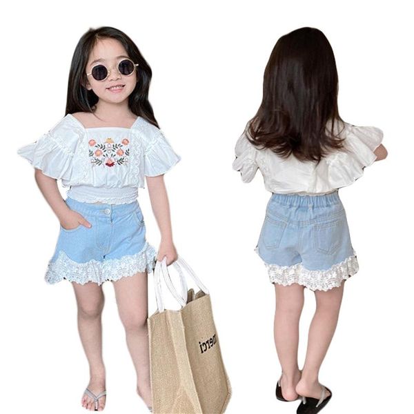 clothing sets girls clothes set floral embroidery flying sleeve square collar lace-joint short jeans, White
clothing sets girls clothes set floral embroidery flying sleeve square collar lace-joint short jeans, White