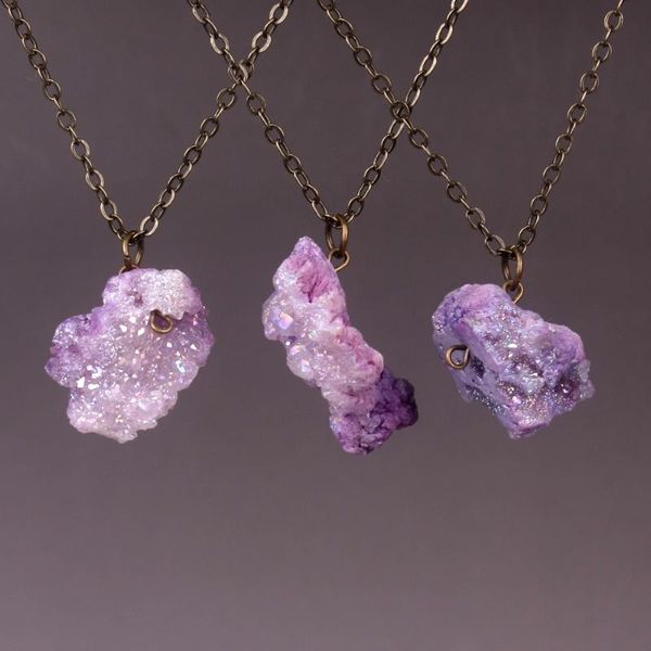 pendant necklaces wholesale 12pcs/lot natural stone quartz crystal agates geode charm statement necklace antiquebronze chain, Silver
pendant necklaces wholesale 12pcs/lot natural stone quartz crystal agates geode charm statement necklace antiquebronze chain, Silver