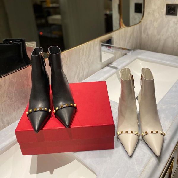 boots pointed toe women ankle for woman rivet decor genuine leather zip shoes 2021 autumn high heels, Black
boots pointed toe women ankle for woman rivet decor genuine leather zip shoes 2021 autumn high heels, Black