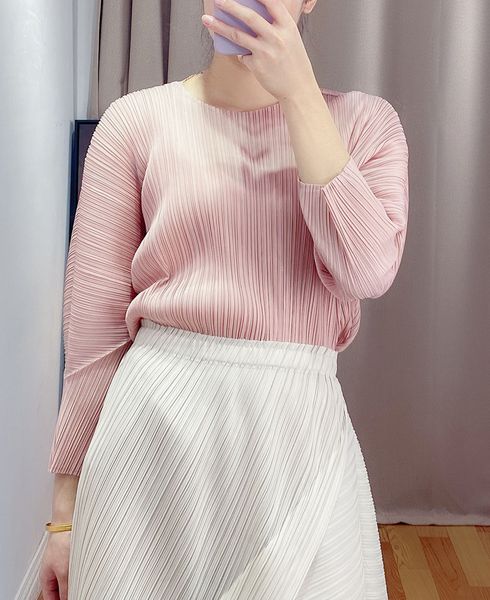 2021 beginning autumn new female manga miyak shirt fold fashion personality more size was thin versatile tied 8 anx5, White
2021 beginning autumn new female manga miyak shirt fold fashion personality more size was thin versatile tied 8 anx5, White