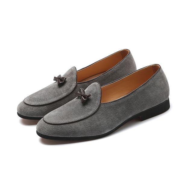 2022 suede leather men loafers dress shoes male boat shoe casual shoes man party wedding footwear, Black
2022 suede leather men loafers dress shoes male boat shoe casual shoes man party wedding footwear, Black
