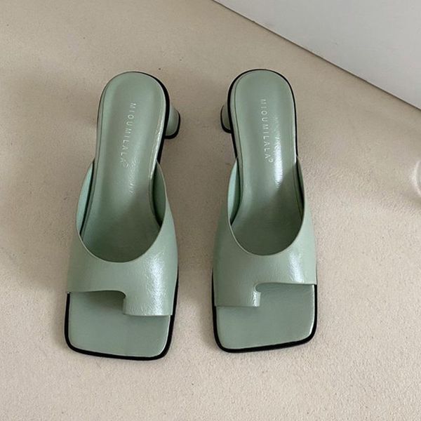 slippers 2021 female shoes woman square heels sandals ladies heel sliders fashion high fiop flop, Black
slippers 2021 female shoes woman square heels sandals ladies heel sliders fashion high fiop flop, Black