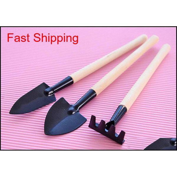 3pcs/set mini shovel rake set portable gardening tool wooden handle metal head shovel harrows spade for flowers pot cc qylyym bdenet
3pcs/set mini shovel rake set portable gardening tool wooden handle metal head shovel harrows spade for flowers pot cc qylyym bdenet