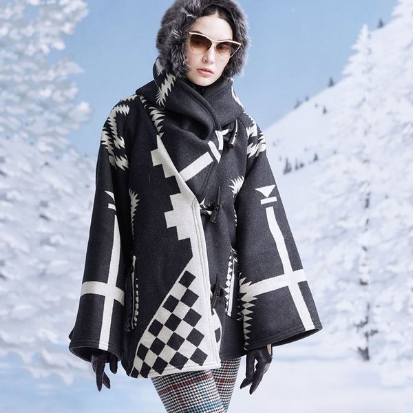 2021 new black white with a geometric hood mixtures wool vintage noble woman winter outerwear enlargement sleeve button horns jackets 9wn1
2021 new black white with a geometric hood mixtures wool vintage noble woman winter outerwear enlargement sleeve button horns jackets 9wn1
