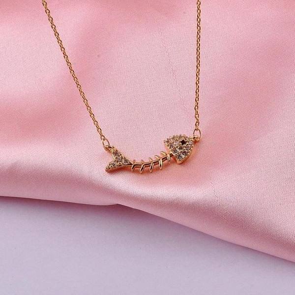 pendant necklaces fashionable personality fish bone zircon titanium steel necklace clavicle chain woman's jewelry valentine's day, Silver
pendant necklaces fashionable personality fish bone zircon titanium steel necklace clavicle chain woman's jewelry valentine's day, Silver