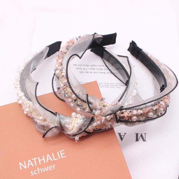2021 new small fragrance wind headband super fairy pearl retro fashion wild knotted hair accessory
2021 new small fragrance wind headband super fairy pearl retro fashion wild knotted hair accessory