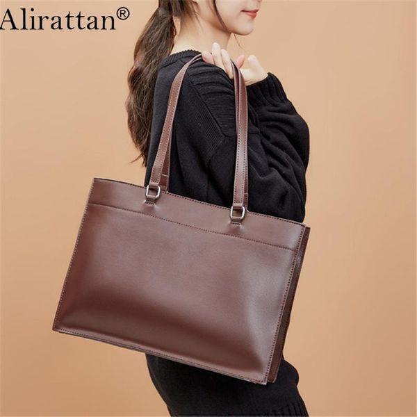 shoulder bags 2021 genuine leather tote bag fashion women casual cowhide large capacity shopping travel vacation ins k338
shoulder bags 2021 genuine leather tote bag fashion women casual cowhide large capacity shopping travel vacation ins k338