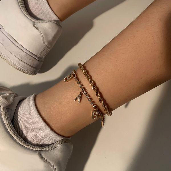 anklets babe letter anklet for women boho gothic rhinestone twisted chain 2pcs ankle bracelet socks jewelry 2021, Red;blue
anklets babe letter anklet for women boho gothic rhinestone twisted chain 2pcs ankle bracelet socks jewelry 2021, Red;blue
