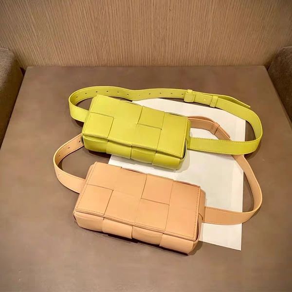 fashion woven chest 2021 fashion crowd pillow bag street trend leather slant cross mini bag fashion luxury designer bags women's qualit
fashion woven chest 2021 fashion crowd pillow bag street trend leather slant cross mini bag fashion luxury designer bags women's qualit