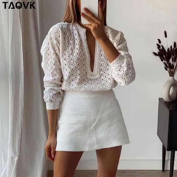 women's blouses & shirts european and american style retro hollow embroidery v-neck long-sleeved sunscreen shirt, White
women's blouses & shirts european and american style retro hollow embroidery v-neck long-sleeved sunscreen shirt, White