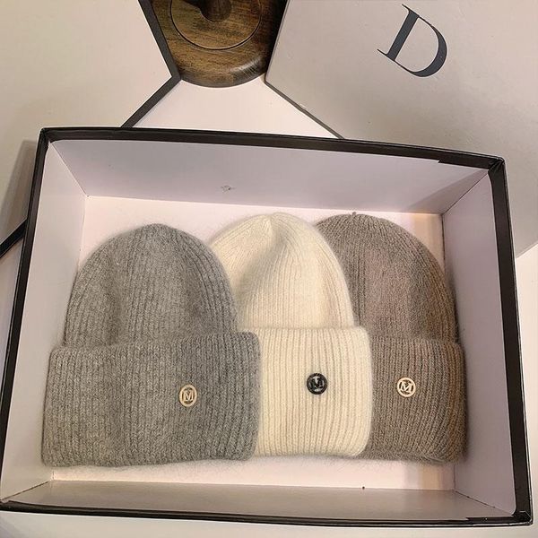 beanies classic womens girls hats winter thick warm knitted wool solid letter soft fur gift
beanies classic womens girls hats winter thick warm knitted wool solid letter soft fur gift