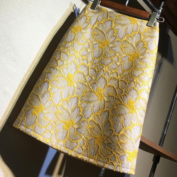 skirts 2021 spring autumn high waist embroidered skirt women knee length a-line printed, Black
skirts 2021 spring autumn high waist embroidered skirt women knee length a-line printed, Black