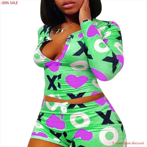 2 pieces set fashion womenpant 4xl shorts two piece long leeve v neck short pants print plus size, White
2 pieces set fashion womenpant 4xl shorts two piece long leeve v neck short pants print plus size, White