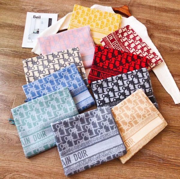 2020the fashion brand women and men classic scarf shawl goddess exquisite gift scarf silk cashmere scarf thin gif
2020the fashion brand women and men classic scarf shawl goddess exquisite gift scarf silk cashmere scarf thin gif