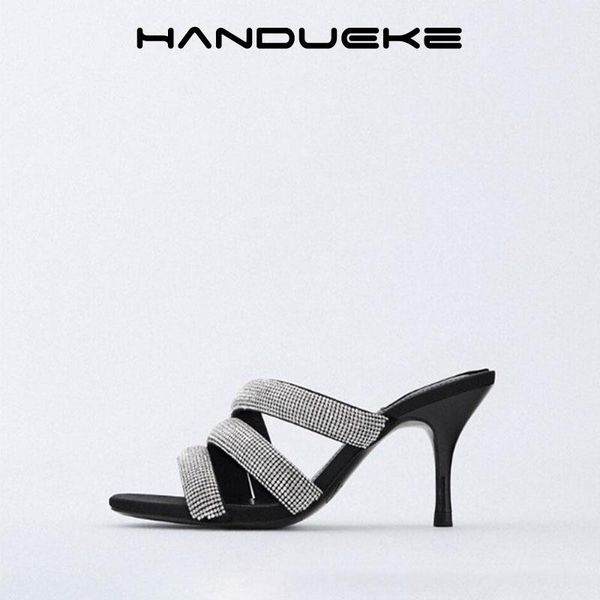 2021 summer new women's outer wear fashion ins black casual bright rhinestone winding large size high heel sandals and slippers
2021 summer new women's outer wear fashion ins black casual bright rhinestone winding large size high heel sandals and slippers