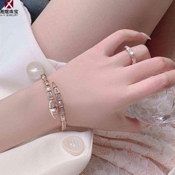 bangles bracelet baojia spring snake women's 18k rose gold platinum plated narrow version bone, Black
bangles bracelet baojia spring snake women's 18k rose gold platinum plated narrow version bone, Black