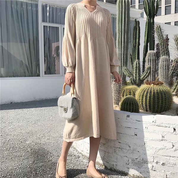 casual dresses vintage women girl chic knitting v-neck long sleeve dress loose elastic 2021 autumn winter womens soft warm sweater, Black;gray
casual dresses vintage women girl chic knitting v-neck long sleeve dress loose elastic 2021 autumn winter womens soft warm sweater, Black;gray