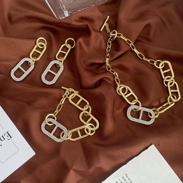 pendant necklaces luxury cubic zirconia pig nose necklace brand letter pendants for women catwalk jewelry z024, Silver
pendant necklaces luxury cubic zirconia pig nose necklace brand letter pendants for women catwalk jewelry z024, Silver