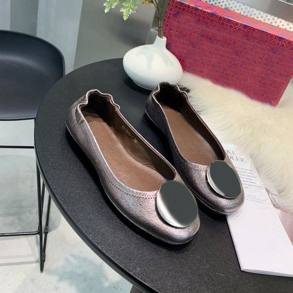 luxury brand sell well women dress shoes limited edition flat bottom business affairs shoe comfort beading buckle ribbons rivets with box, Black
luxury brand sell well women dress shoes limited edition flat bottom business affairs shoe comfort beading buckle ribbons rivets with box, Black