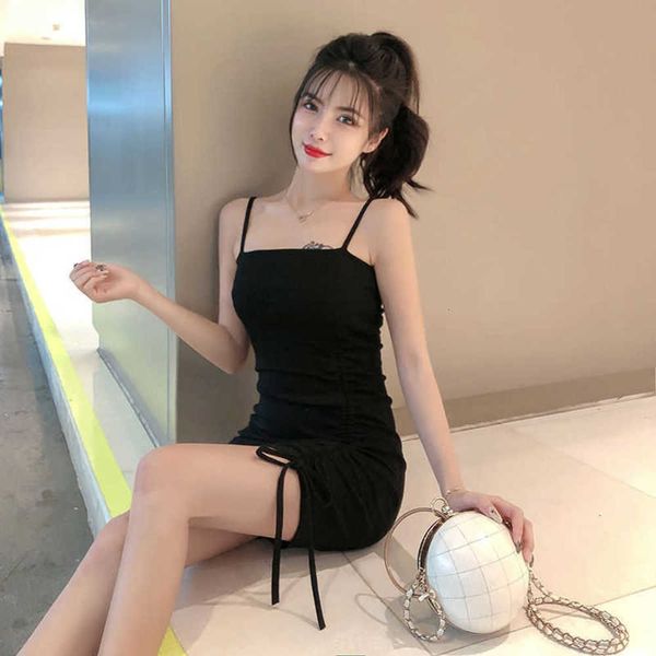 little black skirt girl's suspender dress with bottom and tight buttocks, Black;gray
little black skirt girl's suspender dress with bottom and tight buttocks, Black;gray