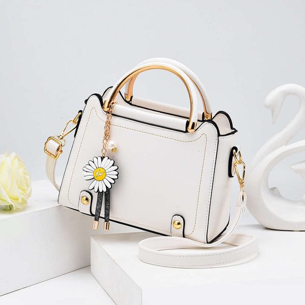 hbp simple handbag women 2021 new fashion women's small square korean leisure one shoulder messenger bag
hbp simple handbag women 2021 new fashion women's small square korean leisure one shoulder messenger bag