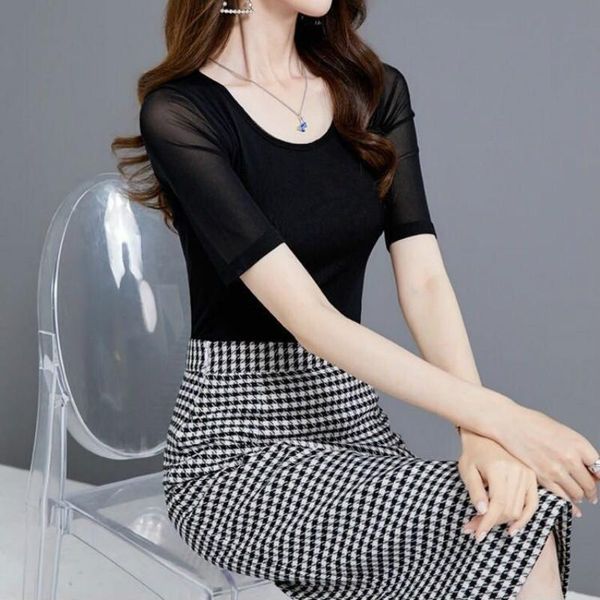 women's blouses & shirts 2021 summer women black gauze shirt casual solid color o-neck short sleeve korean style chemise femme f405, White
women's blouses & shirts 2021 summer women black gauze shirt casual solid color o-neck short sleeve korean style chemise femme f405, White