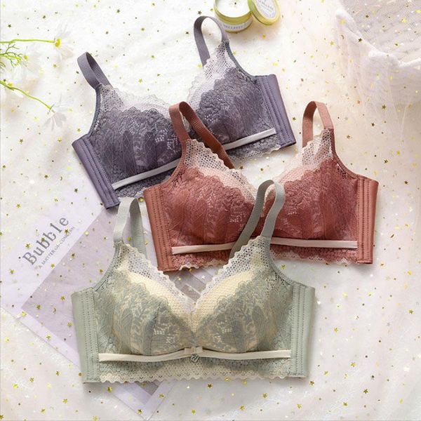 retro lace breathable latex cotton underwear no traces gather up no steel ring comfortable and bra, Red;black
retro lace breathable latex cotton underwear no traces gather up no steel ring comfortable and bra, Red;black