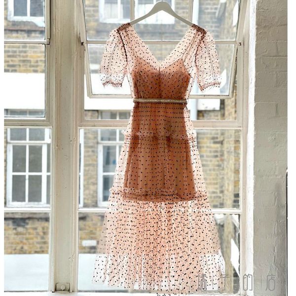 new vintage polka dot pleated long party 2021 summer runway elegant v-neck short sleeve mesh maxi women zav2, Black;gray
new vintage polka dot pleated long party 2021 summer runway elegant v-neck short sleeve mesh maxi women zav2, Black;gray