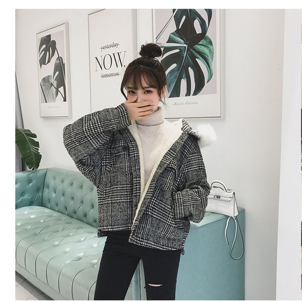 2021 new fall and winter women's wool coat fashion with classic hood cozy grill pattern thin collar short ladies high-end ebuy, Black
2021 new fall and winter women's wool coat fashion with classic hood cozy grill pattern thin collar short ladies high-end ebuy, Black
