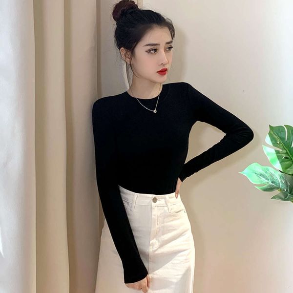 black plush and thick bottomed blouse with long sleeve t-shirt for women, White
black plush and thick bottomed blouse with long sleeve t-shirt for women, White