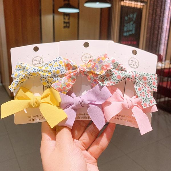 2 pcs cute floral printed children girls solid color bow printed hair clips hair accessories new lovely kids headwear hairgrips, Slivery;white
2 pcs cute floral printed children girls solid color bow printed hair clips hair accessories new lovely kids headwear hairgrips, Slivery;white