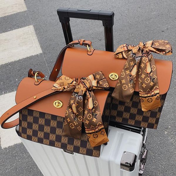 factory wholesale women leathers shoulder bags elegant brown printed handbag large capacity fashion leather handbags clamshell ribbon bow la, Black;red
factory wholesale women leathers shoulder bags elegant brown printed handbag large capacity fashion leather handbags clamshell ribbon bow la, Black;red