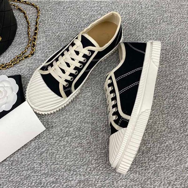 patchwork canvas boots luxurys designers shoes paris casual sport platform shoe retro sneakers women sheepskin lining trainers fla2590, Black
patchwork canvas boots luxurys designers shoes paris casual sport platform shoe retro sneakers women sheepskin lining trainers fla2590, Black