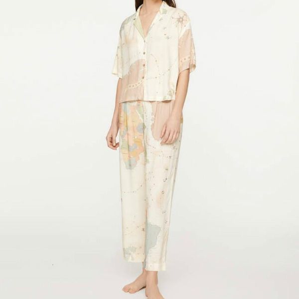 european american style short sleeve pajamas world map printing thin plus size home clothes viscose 2 piece women wear sleepwear, Black;red
european american style short sleeve pajamas world map printing thin plus size home clothes viscose 2 piece women wear sleepwear, Black;red