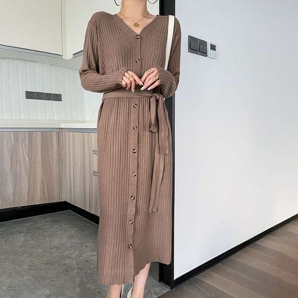 solid color v-neck long knitwear new single breasted cardigan dress new striped dress women's fashion, White;black
solid color v-neck long knitwear new single breasted cardigan dress new striped dress women's fashion, White;black