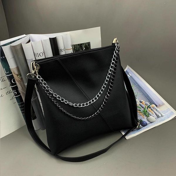 evening bags solid large capacity satchels women fashion zipper chains pu designer crossbody bag casual shoulder ladies hand
evening bags solid large capacity satchels women fashion zipper chains pu designer crossbody bag casual shoulder ladies hand