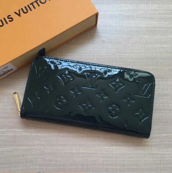 embossed key brand long chain designer phone luxury real leather m60017 wallets water wallet pouches corrugated card holders patent leather, Red;black
embossed key brand long chain designer phone luxury real leather m60017 wallets water wallet pouches corrugated card holders patent leather, Red;black