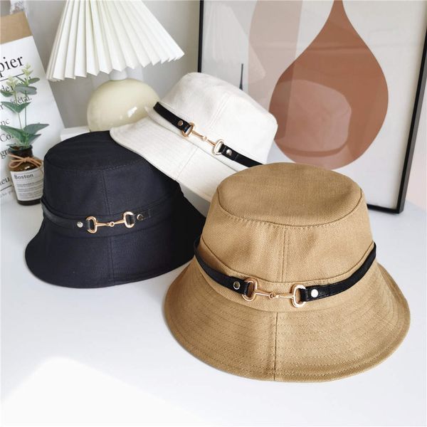 2021 new metal buckle fisherman hat korean version of the fashion lady sun shading summer face sunscreen hat tide, Blue;gray
2021 new metal buckle fisherman hat korean version of the fashion lady sun shading summer face sunscreen hat tide, Blue;gray