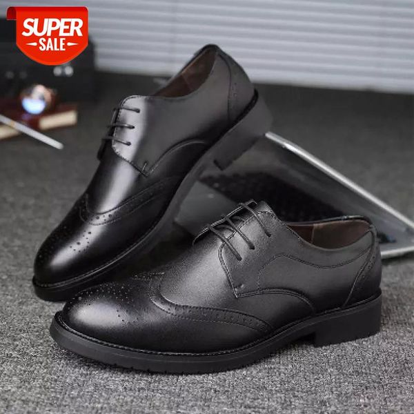 2021 new men dress shoes fashion breathable waterproof mens business shoes solid brogue carved leisure british men #qe63
2021 new men dress shoes fashion breathable waterproof mens business shoes solid brogue carved leisure british men #qe63