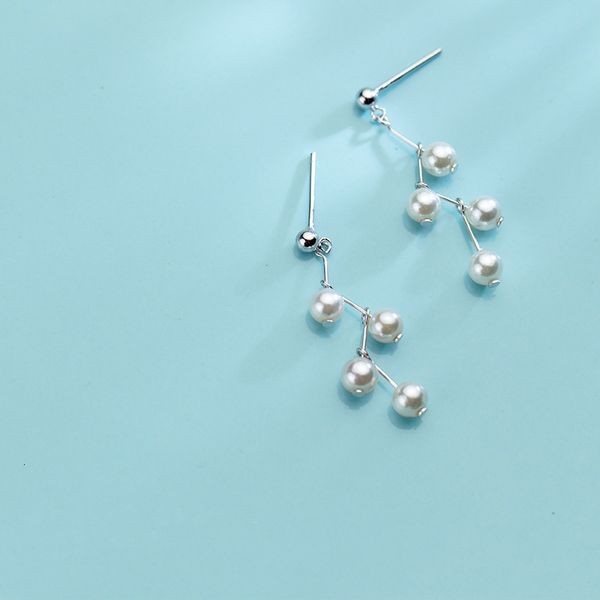 s925 silver needle long earrings female korean version small fresh shell beads synthetic pearl temperament
s925 silver needle long earrings female korean version small fresh shell beads synthetic pearl temperament
