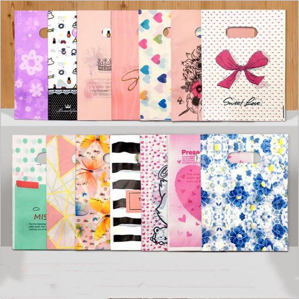 jewelry pouches, bags 50pcs/pack 15x20cm small bag cute pattern plastic with handle gift candy cookie party favor packaging, Pink;blue
jewelry pouches, bags 50pcs/pack 15x20cm small bag cute pattern plastic with handle gift candy cookie party favor packaging, Pink;blue